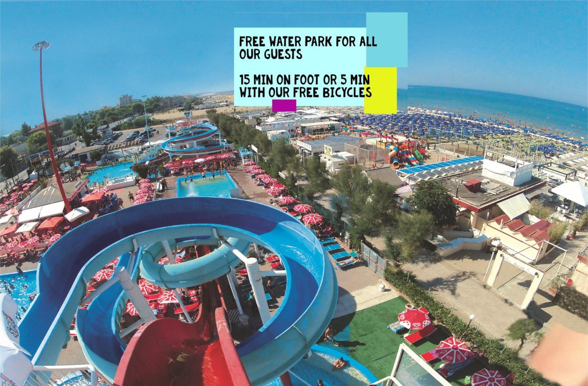 Hotel Giorg - Waterpark Included Rimini Buitenkant foto